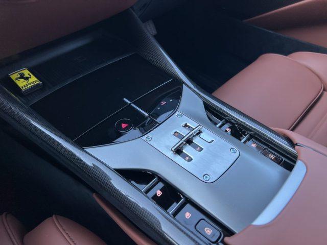 FERRARI Purosangue Purosangue
