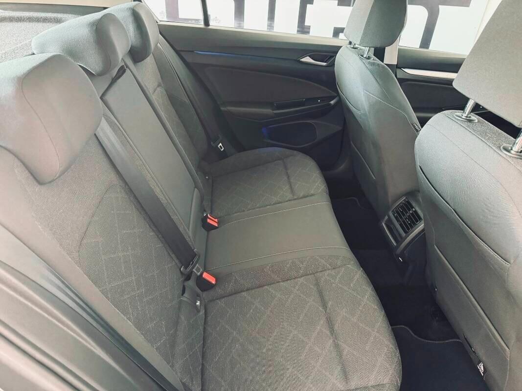 Volkswagen Golf 2.0 tdi Life 115cv dsg
