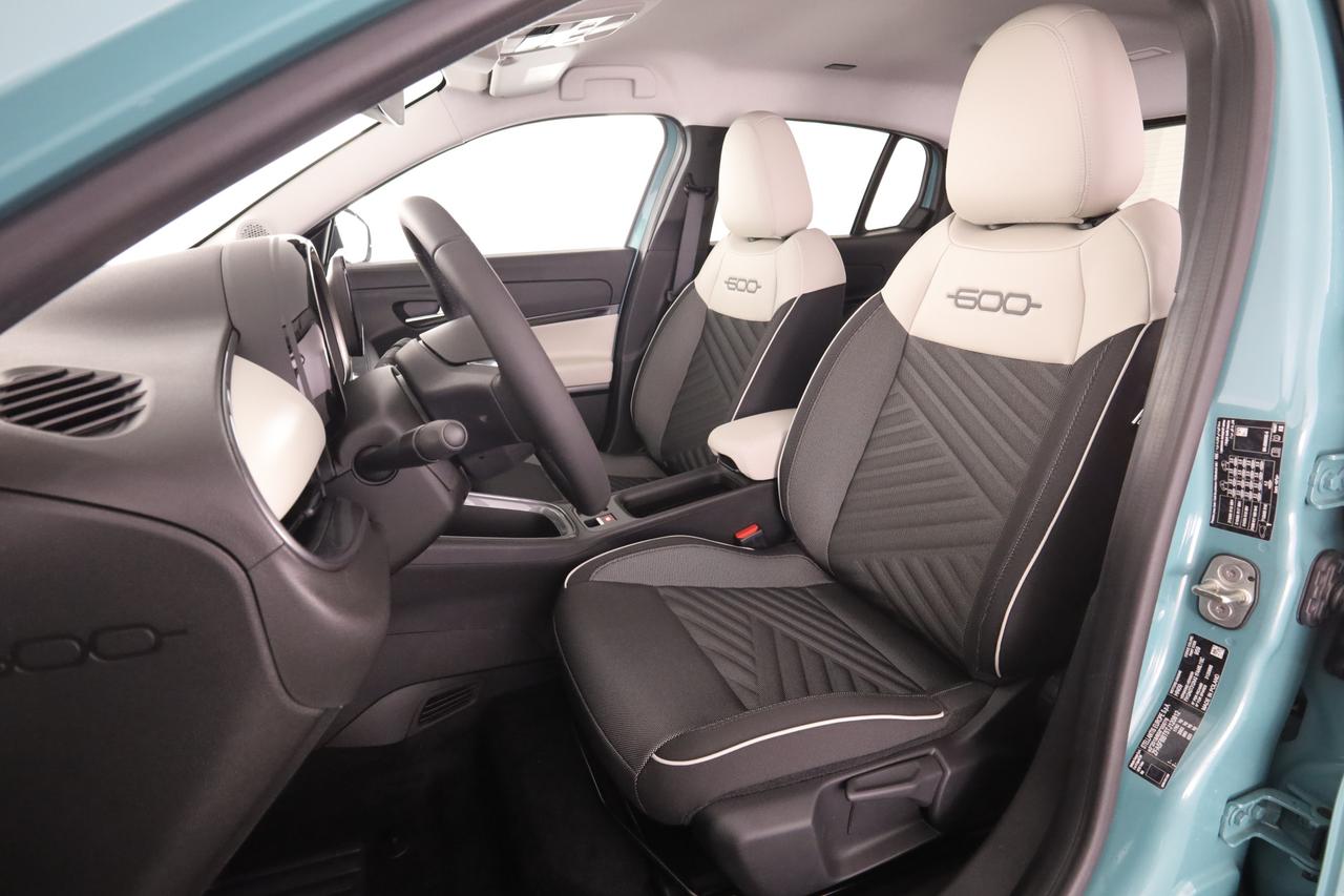 FIAT 600 (2023-->) 600 Hybrid 110 CV DCT MHEV La Prima