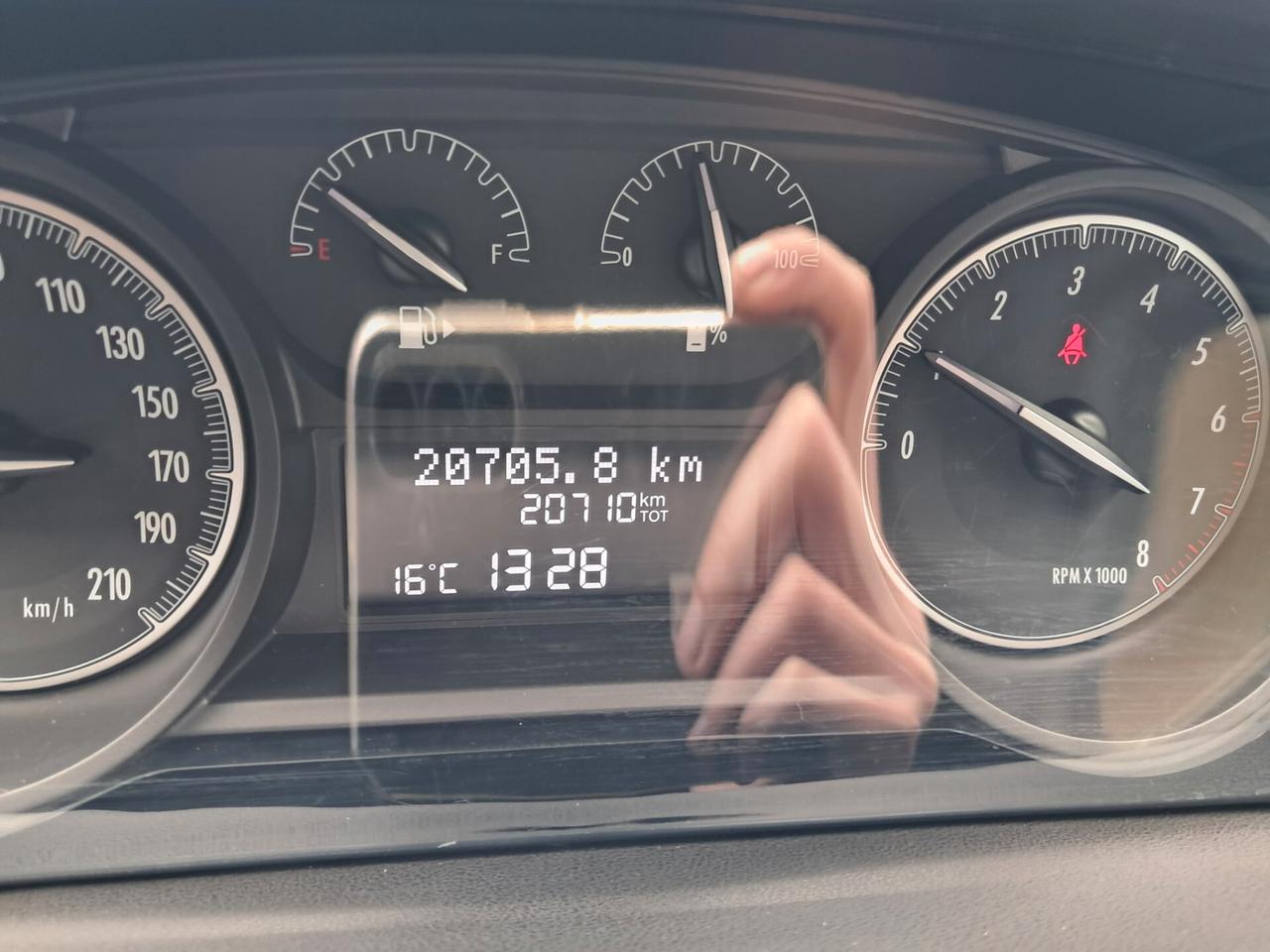 Lancia Ypsilon 1.0 FireFly Hybrid 70 cv Silver