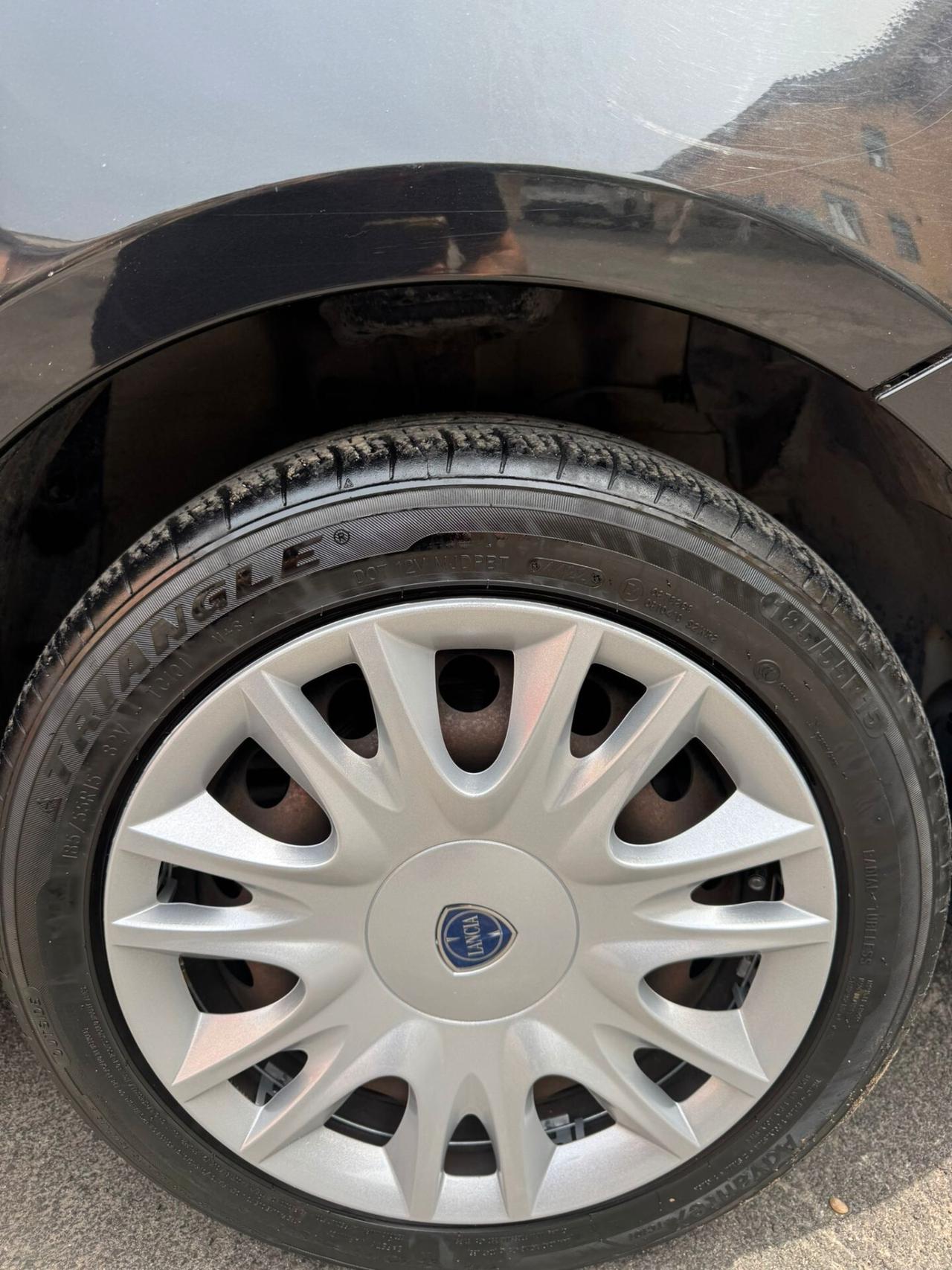 Lancia Ypsilon 1.2 69 CV 5 porte Platinum, NO VINCOLI, TAGLIANDI CERTIFICATI, FRIZIONE NUOVA, FULL OPT.