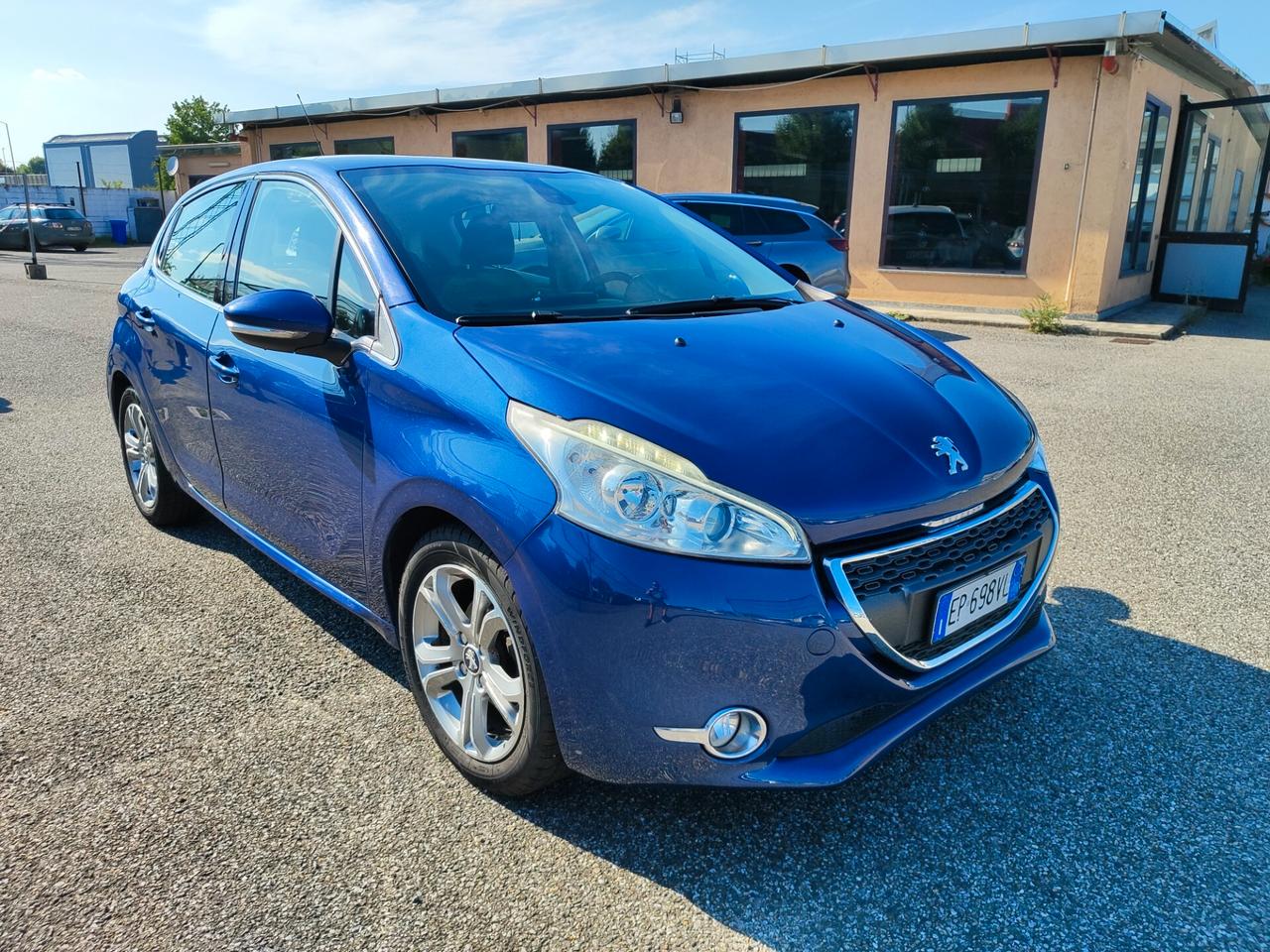 Peugeot 208 1.4 HDi 68 CV 5 porte Active