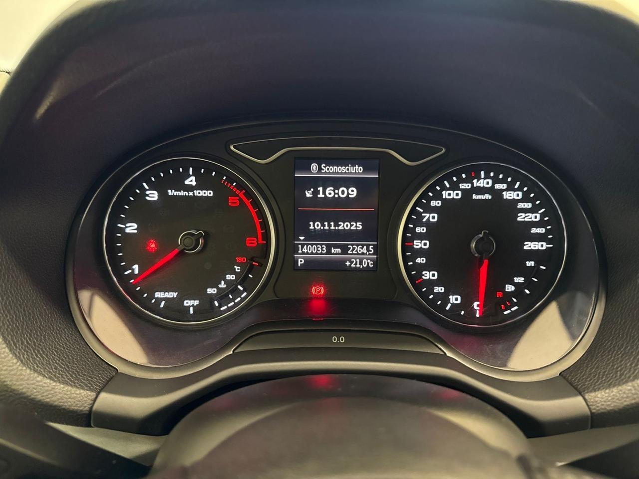 Audi Q2 30 TDI S tronic Design 2019