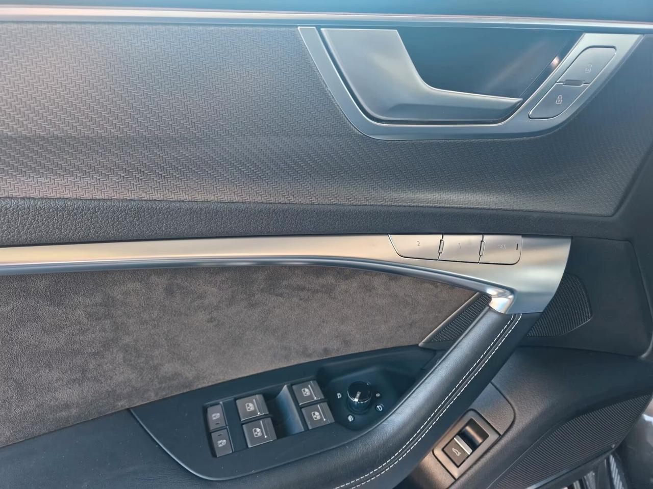 Audi RS6 RS 6 Avant 4.0 TFSI V8 quattro tiptronic