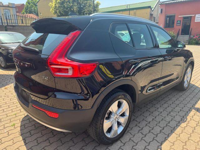 VOLVO XC40 T2 Momentum Pro (AUTOCARRO N1)