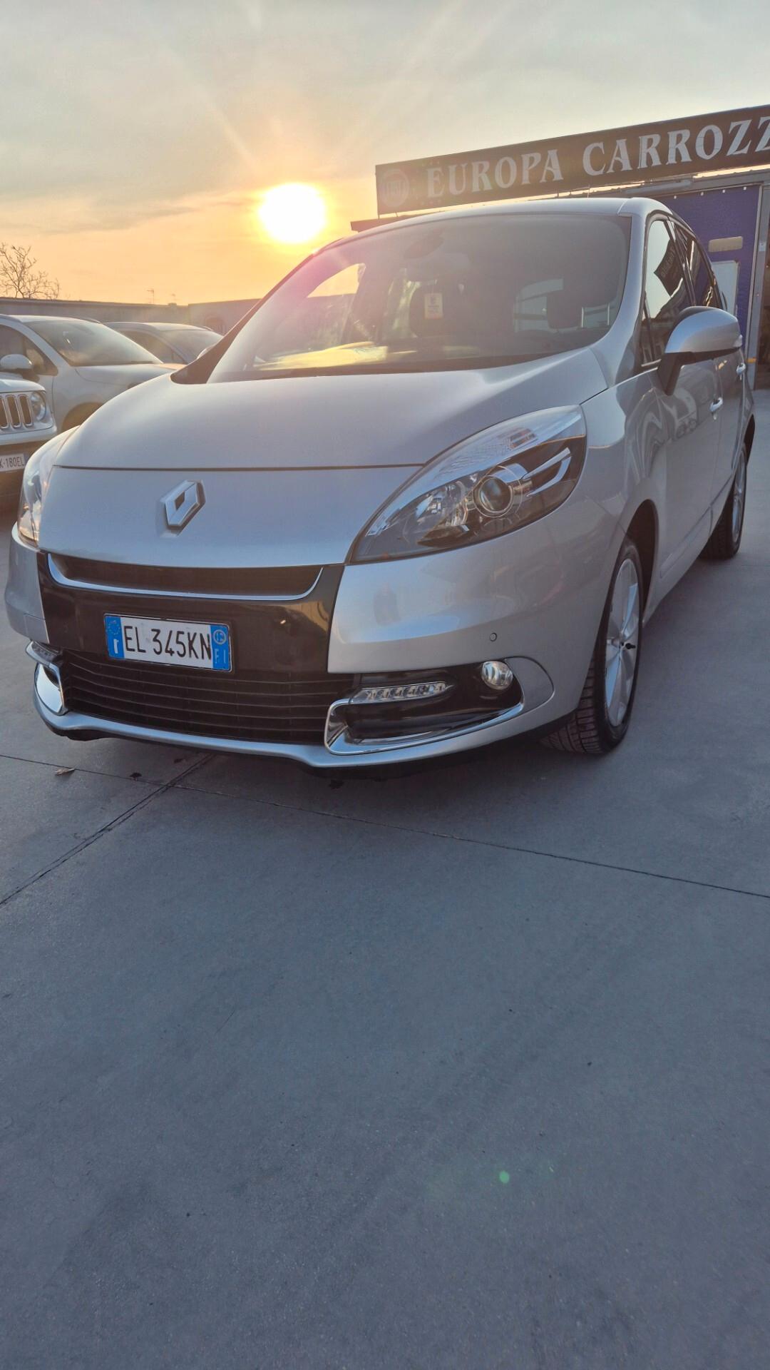 Renault Scenic XMOD 1.5dci 110 cv