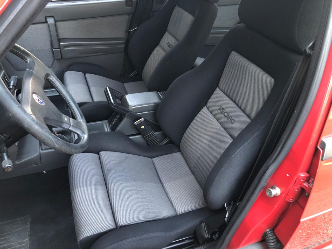 Alfa Romeo 75 1.8i turbo evoluzione fuori serie