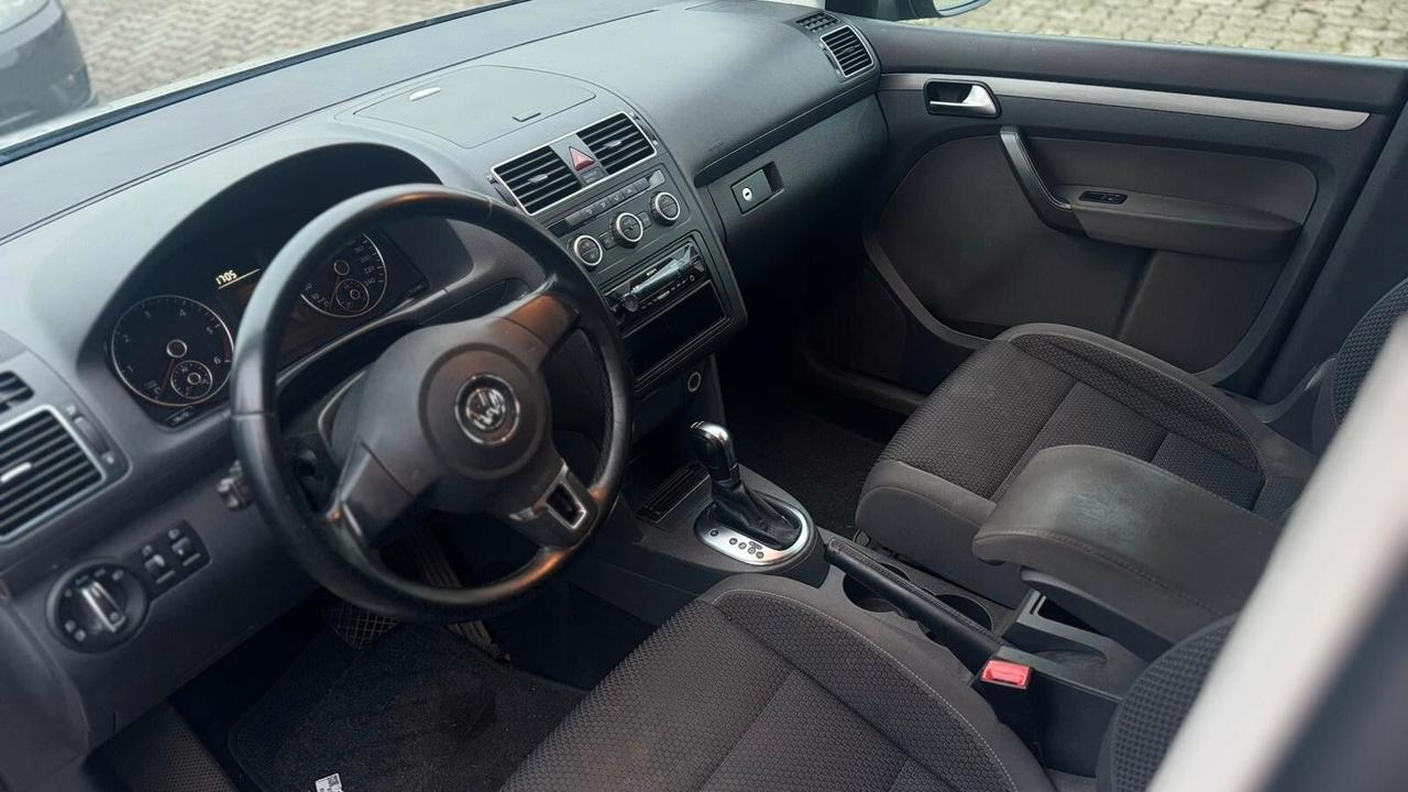 VW TOURAN 1.6 DIESEL 7 POSTI AUTOMATICO NEOP.