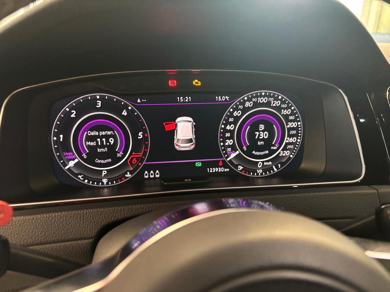 Volkswagen Golf 2.0 TDI DSG 5p. Highline BlueMotion Technology