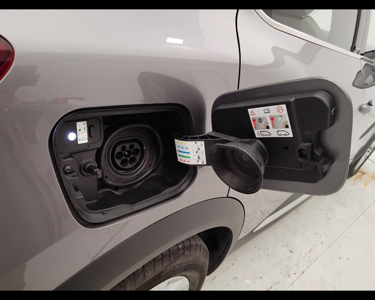 RENAULT Captur II 2019 - Captur 1.6 E-Tech phev Intens 160cv auto