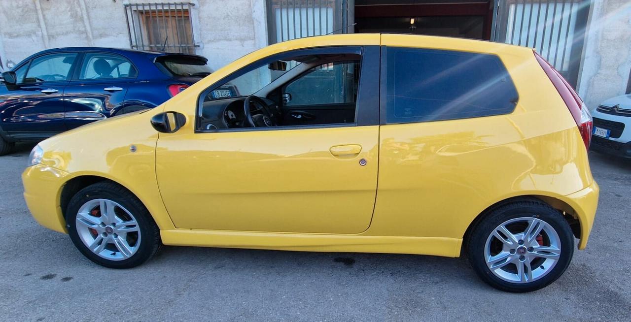 Fiat Punto 1.8 16V 3 porte HGT