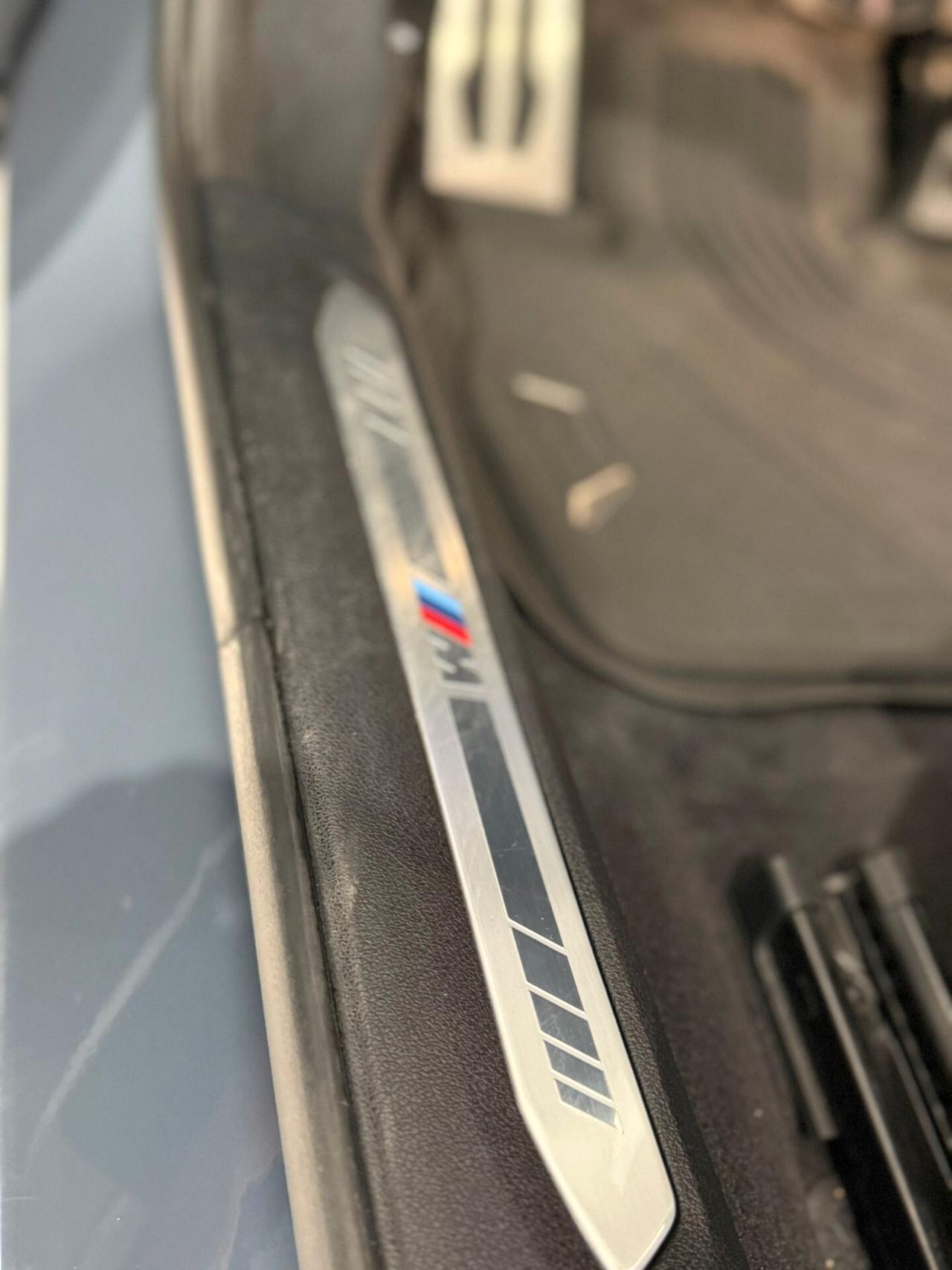 BMW 116d 5p. COLORVISION MSPORT ANNO 2022 50.000KM