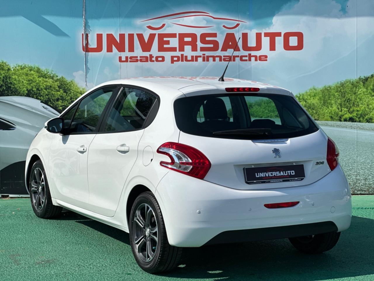 Peugeot 208 1.2 PureTech 82cv Allure 2015