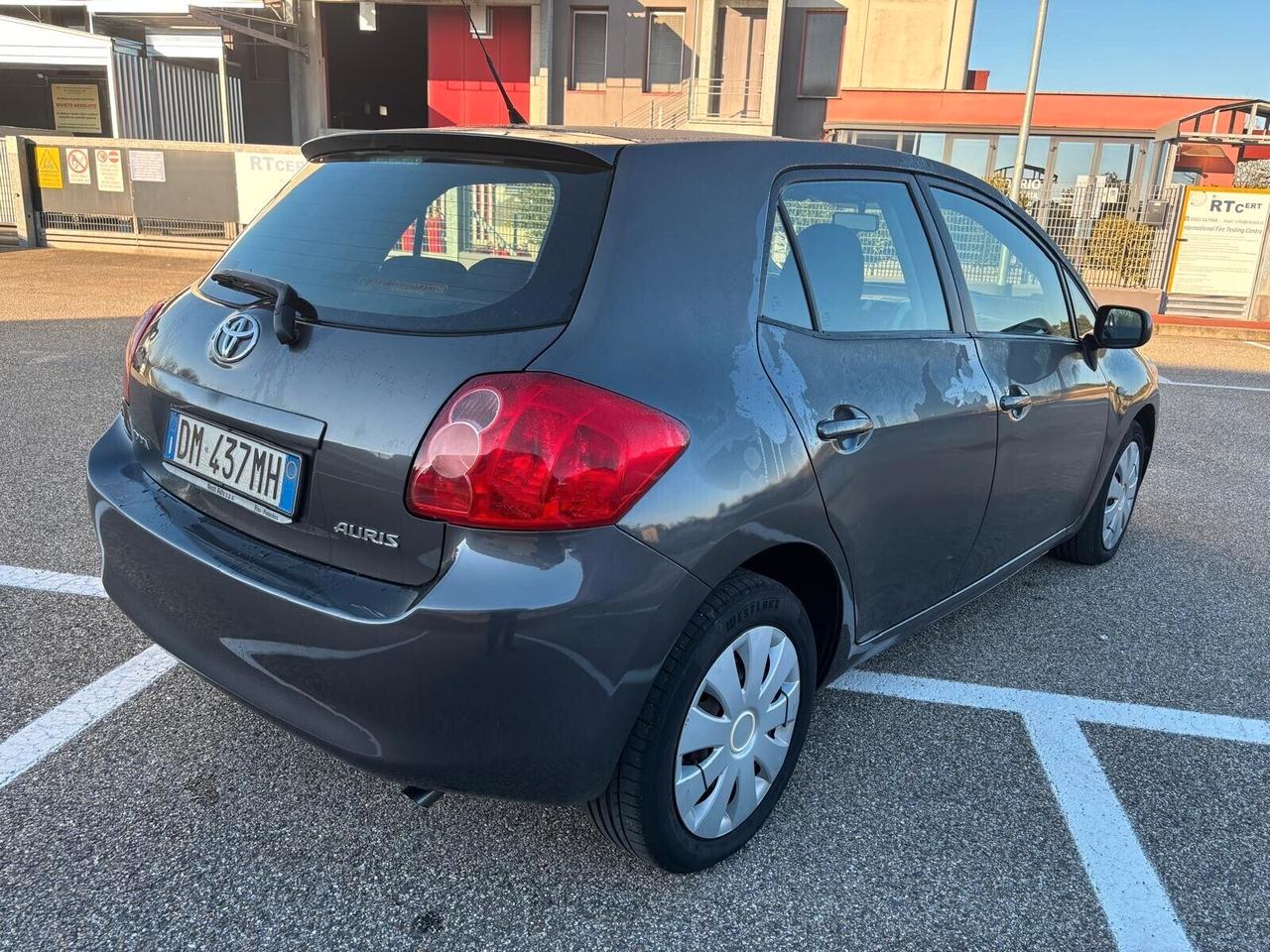 Toyota Auris 1.4 5 porte Sol SOLI 99000 KM UNICO PROPRIETARIO