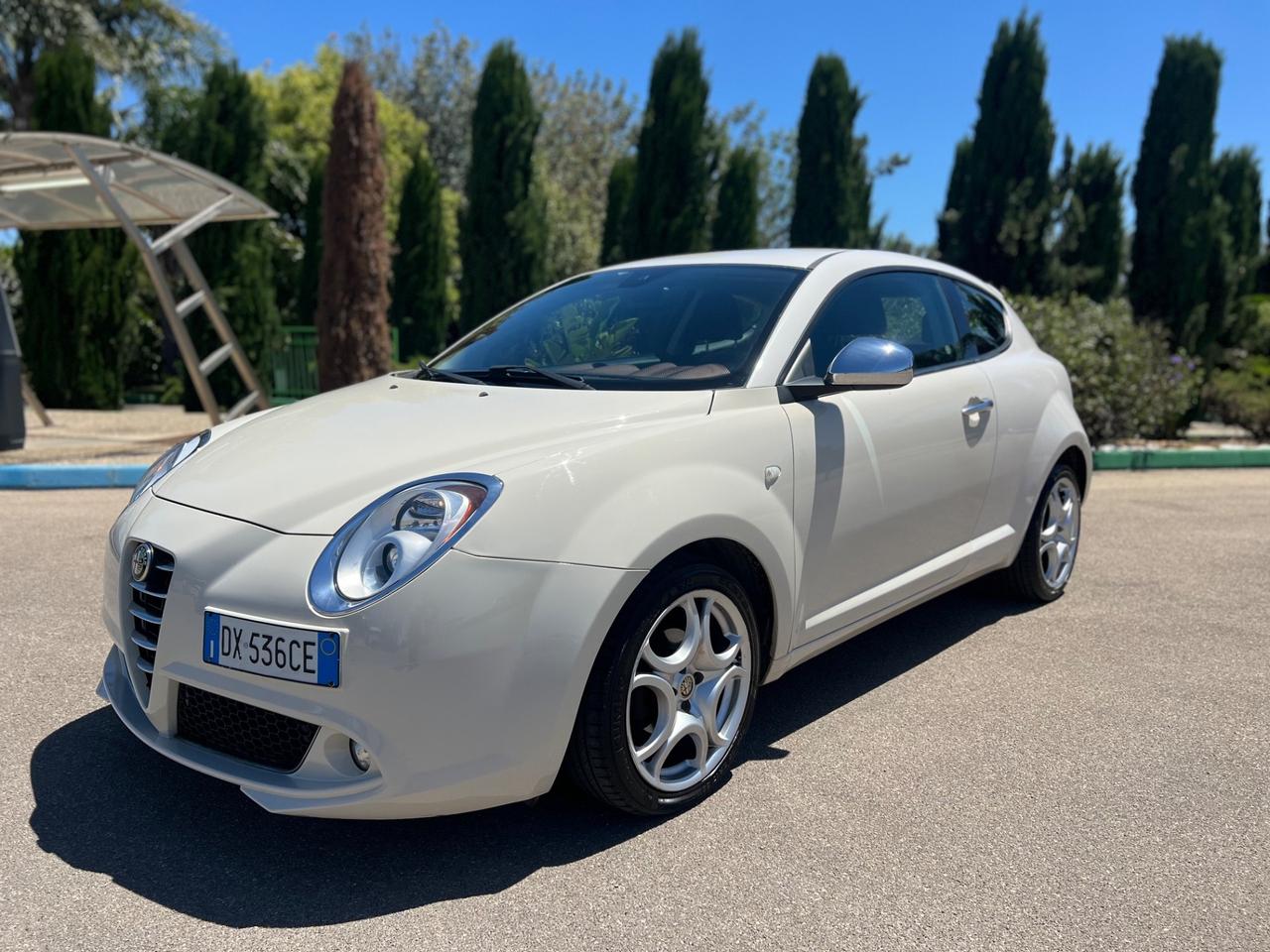 Alfa Romeo MiTo 1.4 78 CV NEOPATENTATI Distinctive Sport Pack DNA