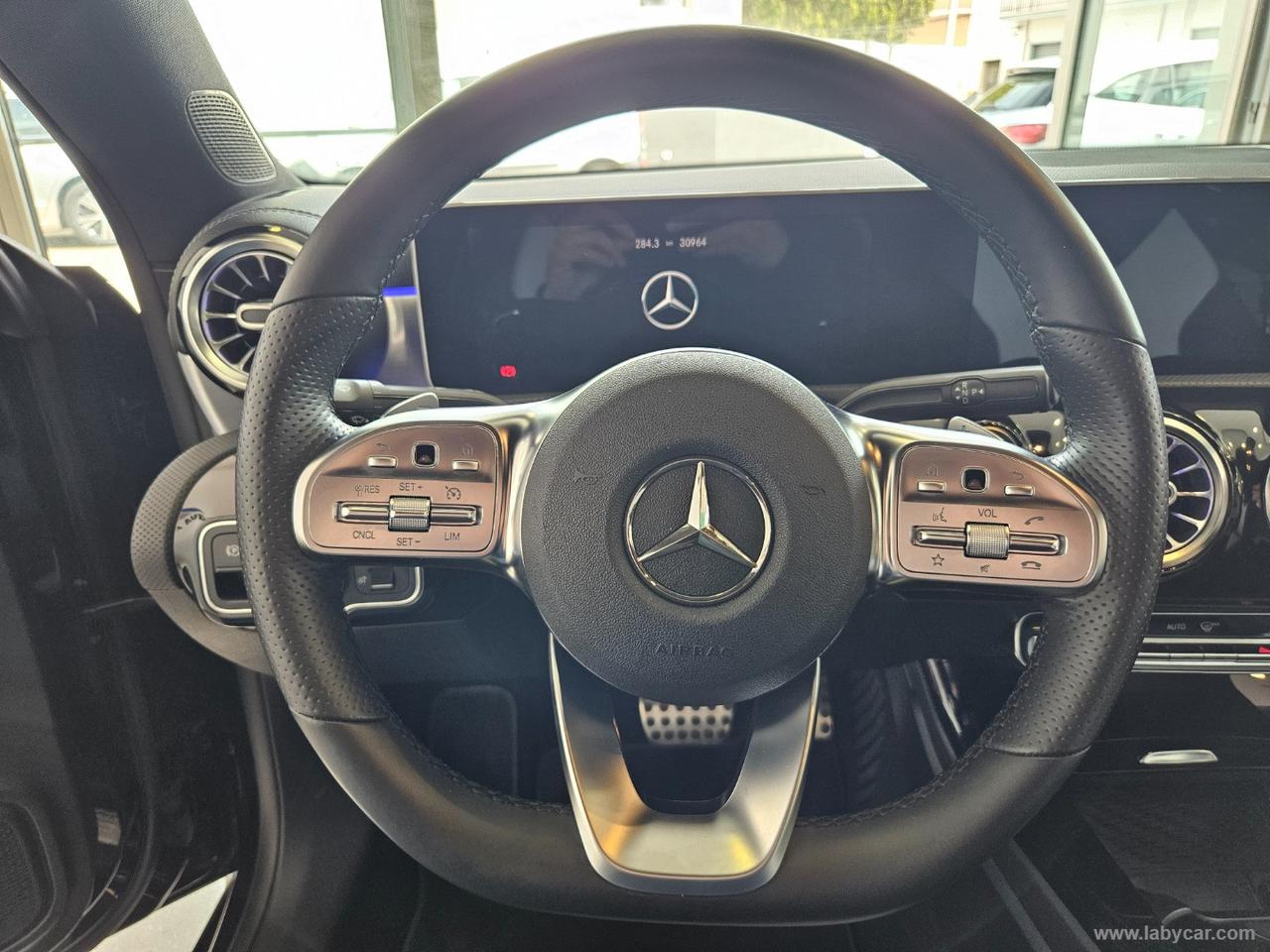 MERCEDES-BENZ CLA 200 d Automatic Premium
