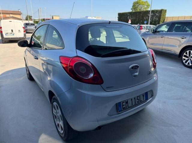Ford Ka 1.2 Titanium s esp,tcs 69cv E5