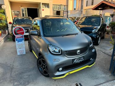 Smart ForTwo 90 0.9 Turbo twinamic Urbanrunner taylor made asphalthgold full