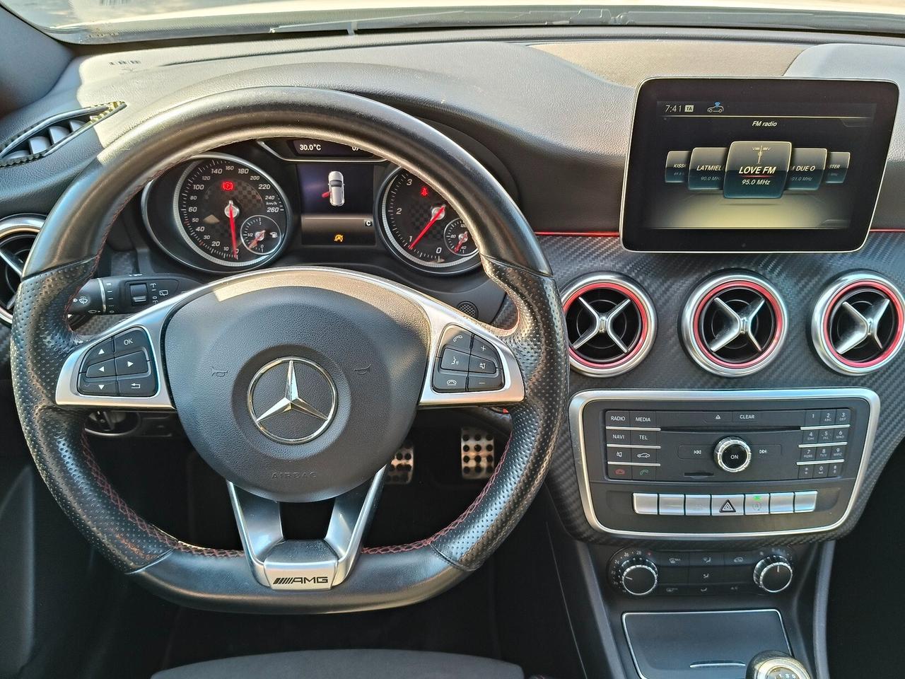 Mercedes-benz A 180 1.5 109 CV AMG PREMIUM