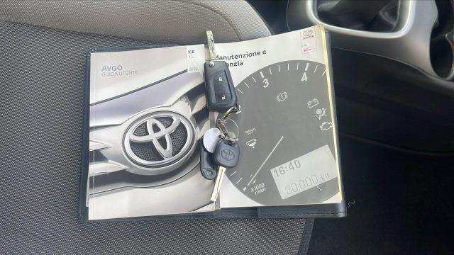 TOYOTA Aygo 1.0 VVT-i 69 CV 5 porte x-play TSS