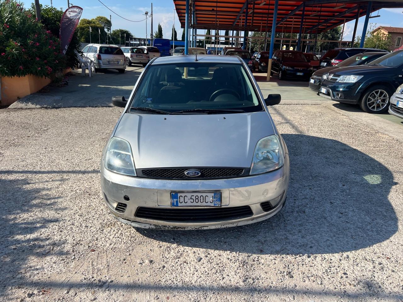 Ford Fiesta 1.4 16V 5p. Ghia