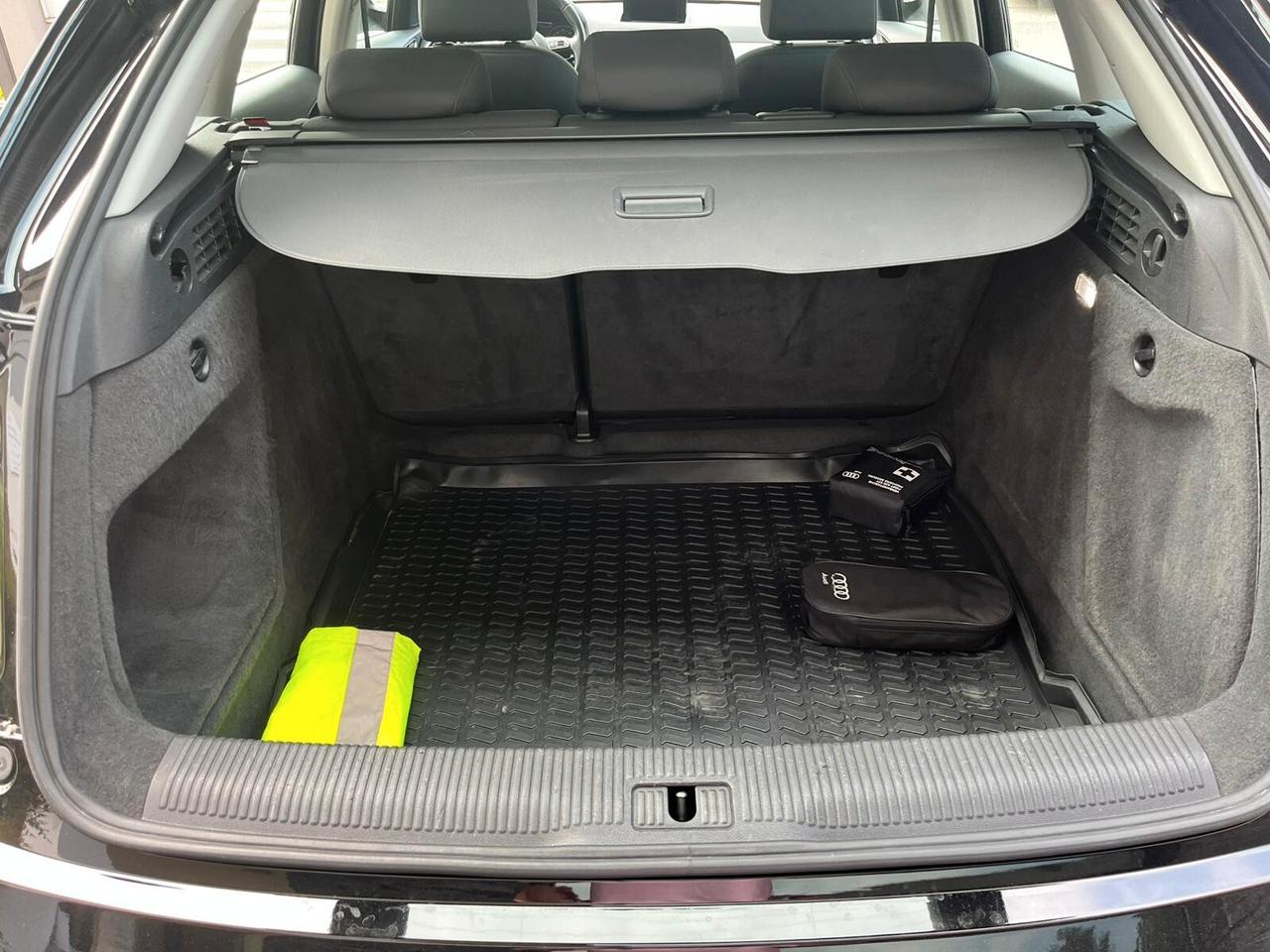 Audi Q3 2.0 TDI 120 CV S tronic S line Edition