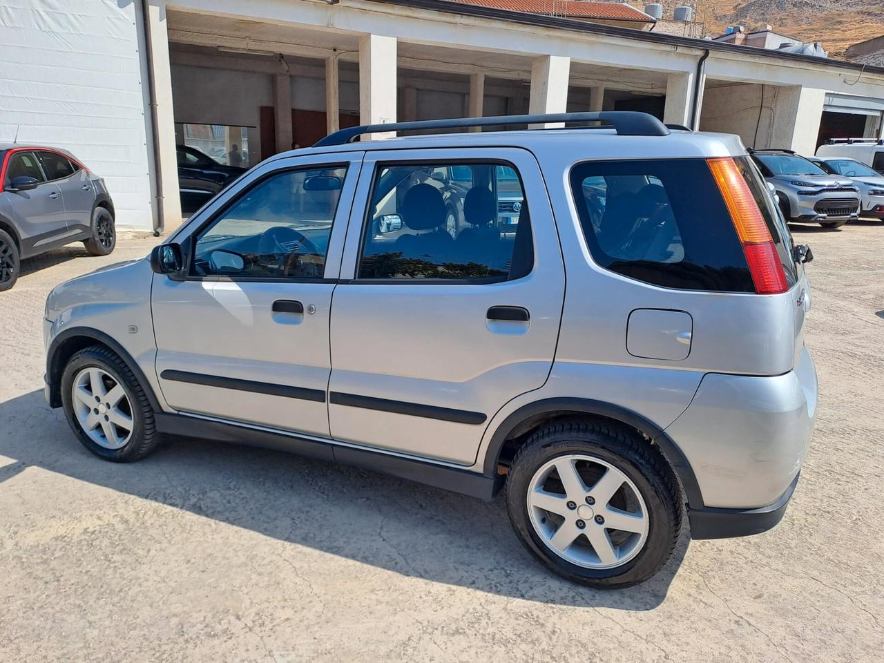 Suzuki Ignis 1.5 16V cat 4WD Deluxe