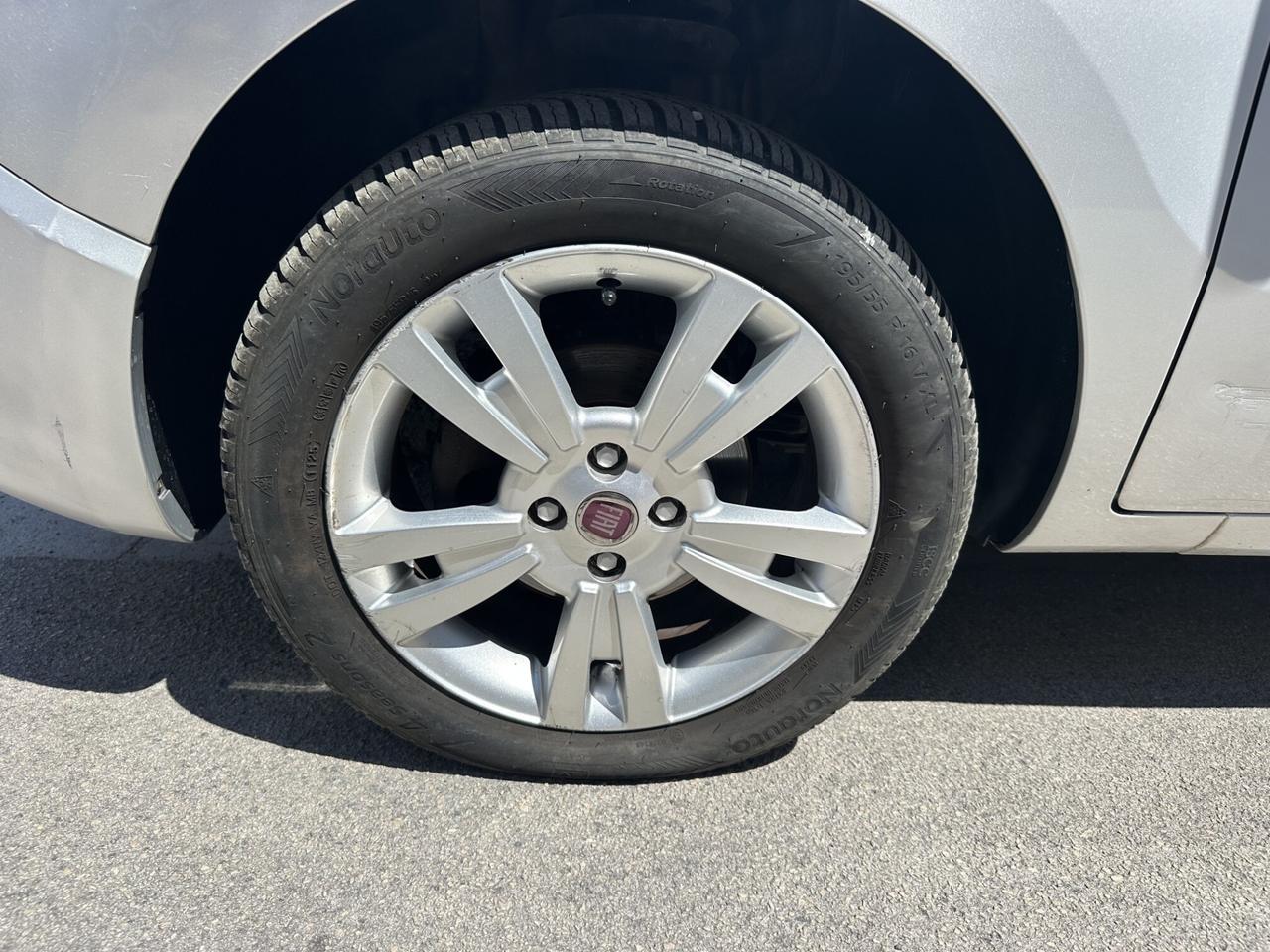 Fiat Qubo 1.4 Natural Power 77 Cv 5 Posti