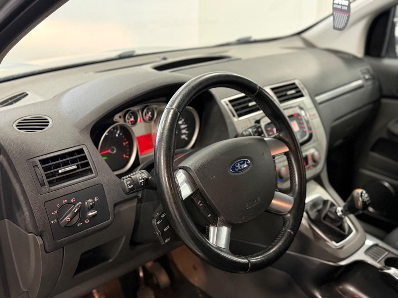 Ford Kuga 2.0 TDCi 136 CV 4WD Titanium DPF