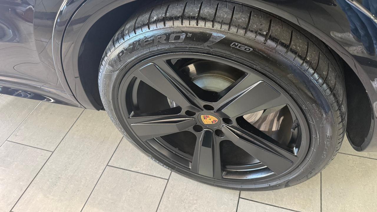 Porsche Cayenne Coupé 3.0 V6 UFF ITALIA