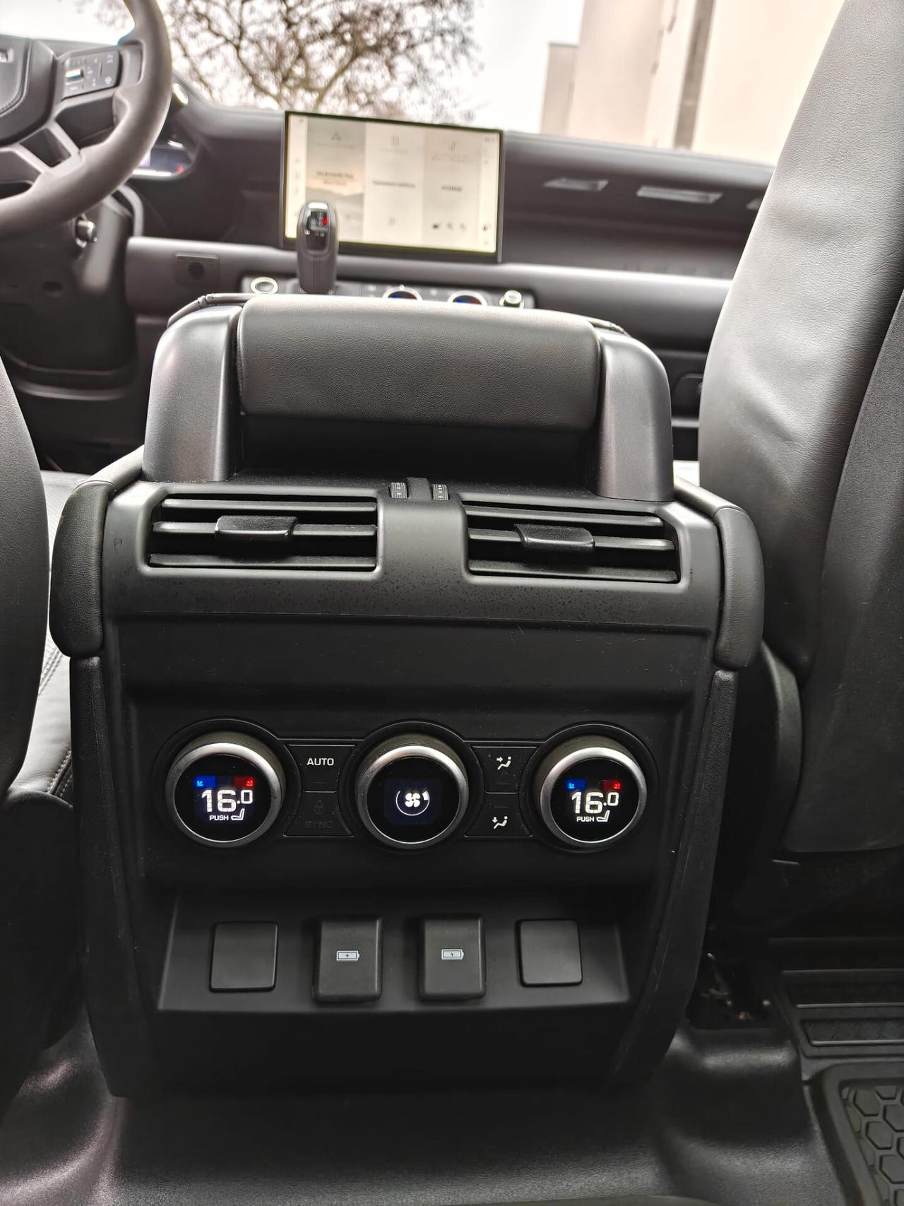 Land Rover Defender 110 5.0 V8 525 CV AWD Auto