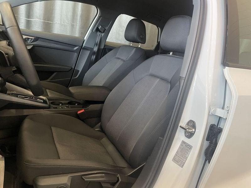 Audi A3 35 TFSI S tronic Business