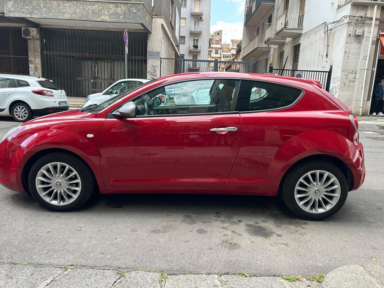 Alfa Romeo MiTo 1.3 JTDm 85 CV S&S Distinctive NEOPATENTATI OK