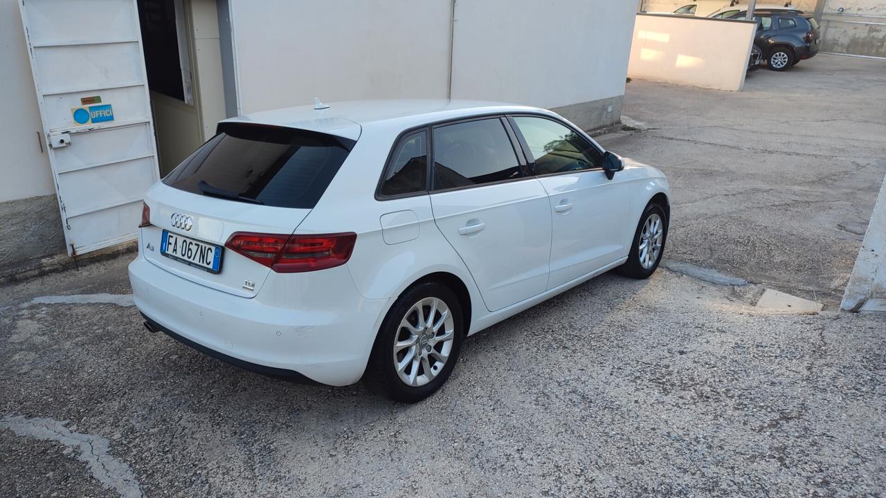 AUDI A3 1.6 TDI -