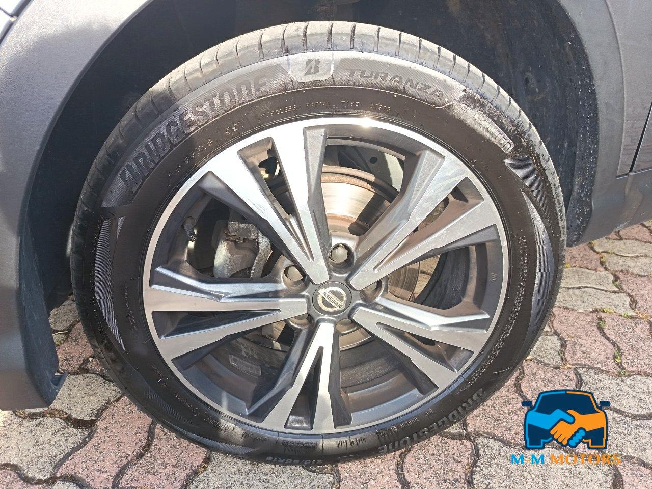 Nissan Qashqai 1.6 dci Tekna 2wd 130cv E6 IVA ESPOSTA