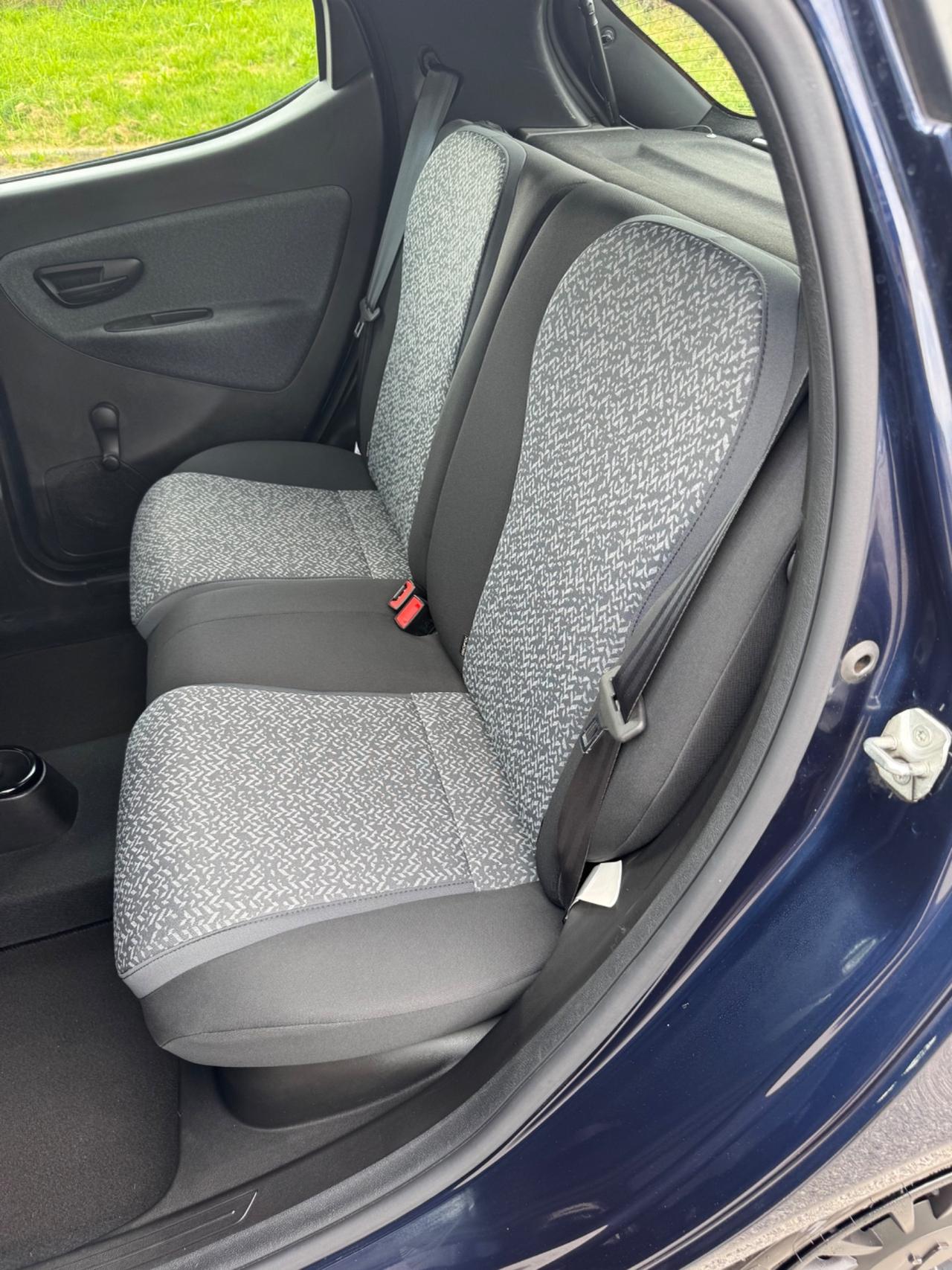 Lancia Ypsilon soli 20000km idonea ai neopatentati