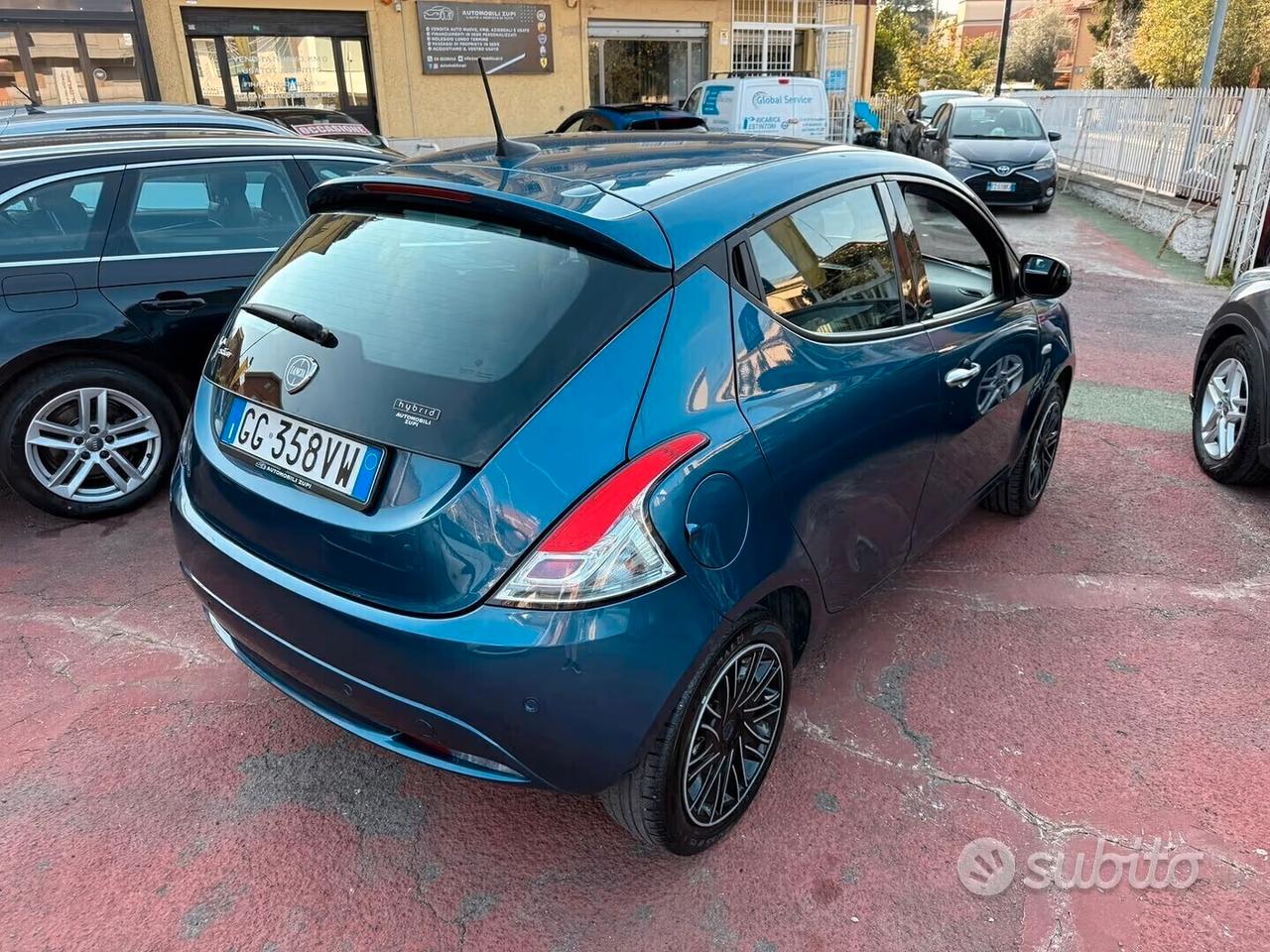 LANCIA YPSILON HYBRID