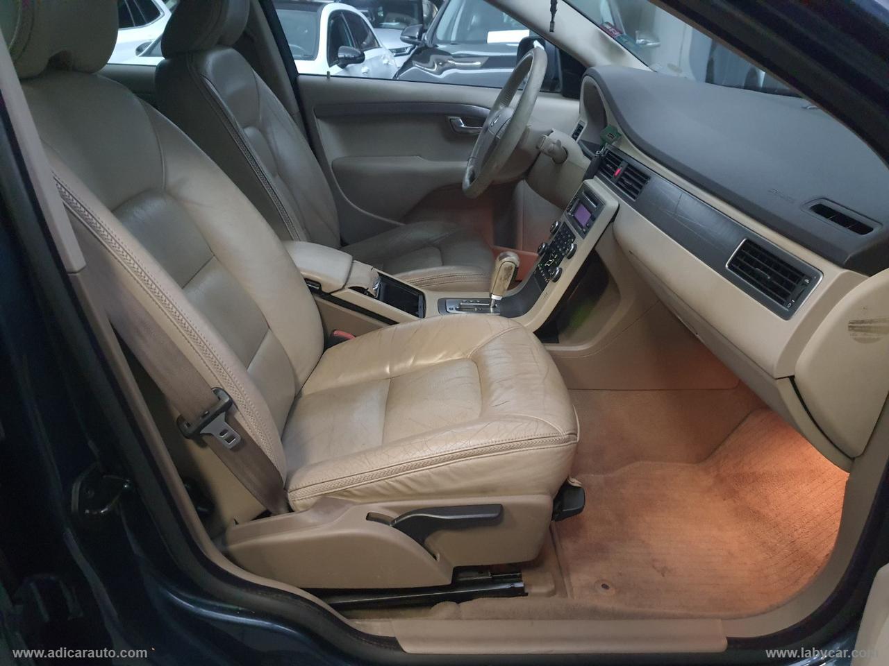 VOLVO XC70 D5 AWD