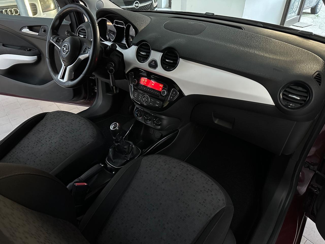 Opel Adam Rocks 1.2 70 CV