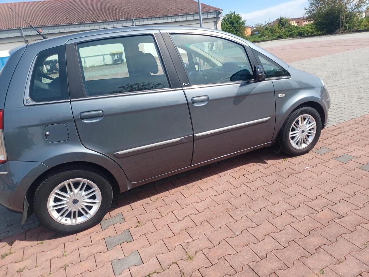 Lancia MUSA 1.3 Mjt 95 CV Gold