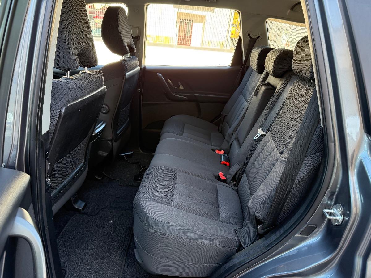 MAHINDRA - XUV500 - 2.2 16V FWD W8