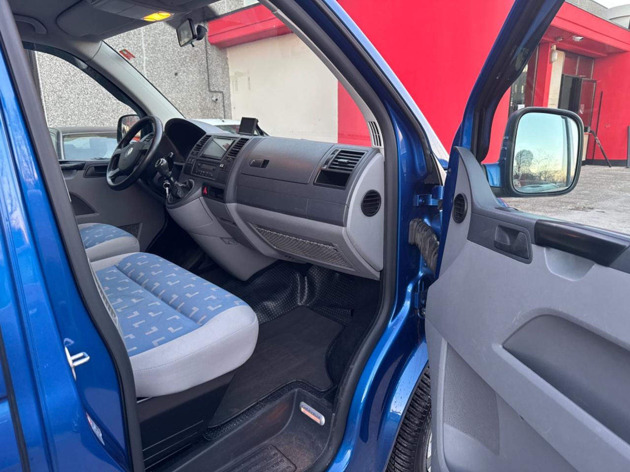 Volkswagen Transporter Caravelle 2.5 TDI/131CV PC Comfortline