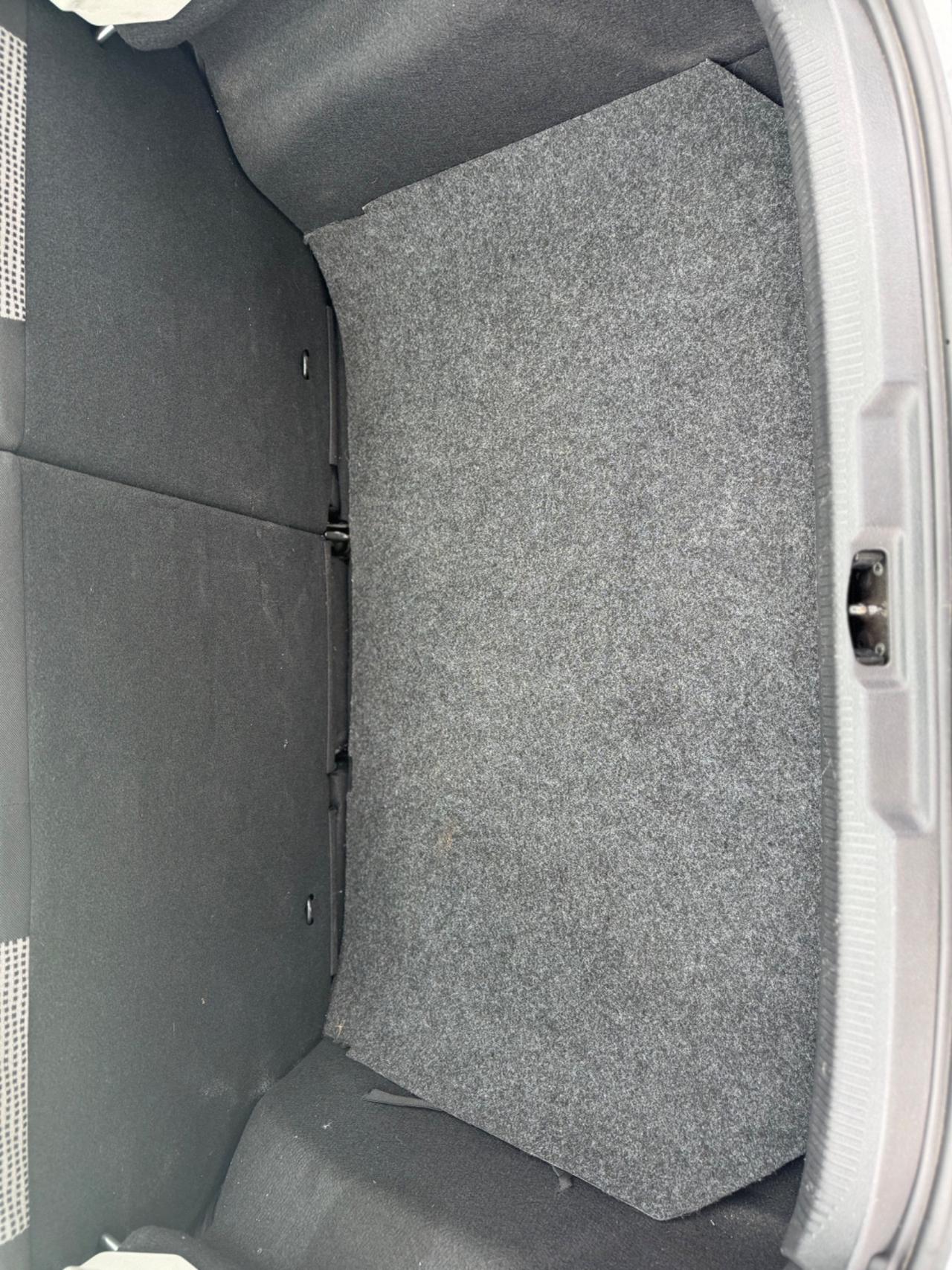 Peugeot 207 1.4 VTi 95CV 5p. X Line 95.000Km