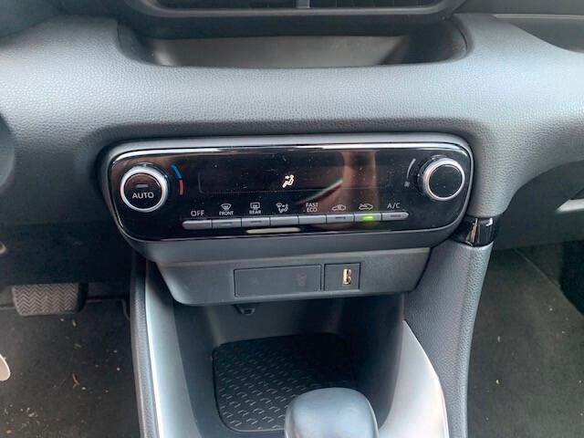 Toyota Yaris 1.5 Hybrid 5 porte Trend NEOPATENTATI