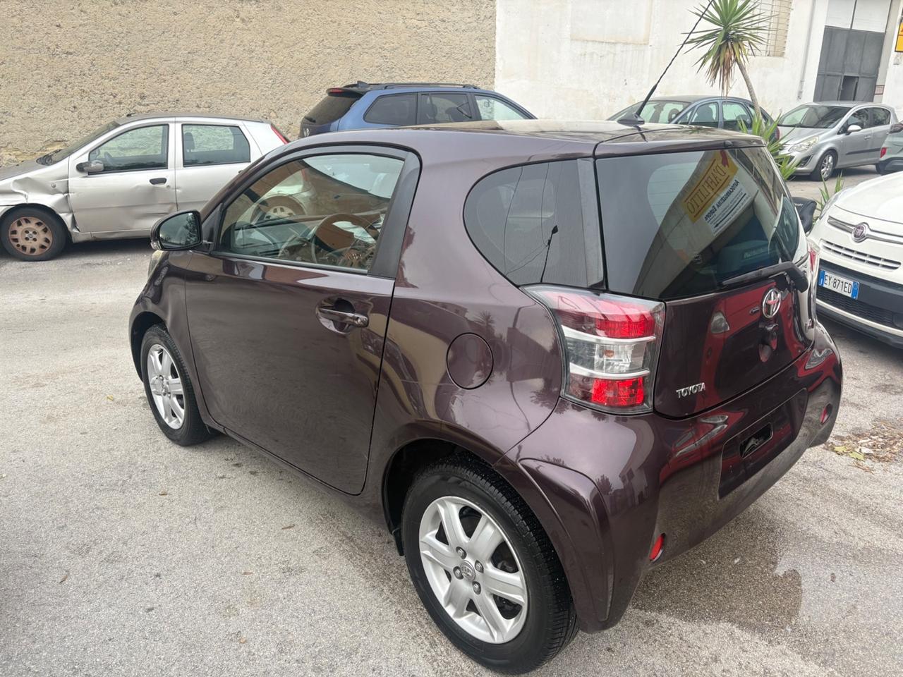 Toyota iQ 1.0 Sol