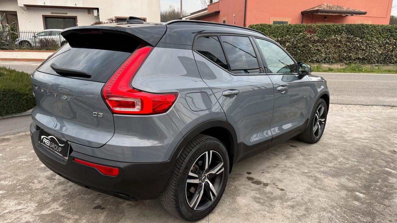 Volvo XC40 D3 R-design