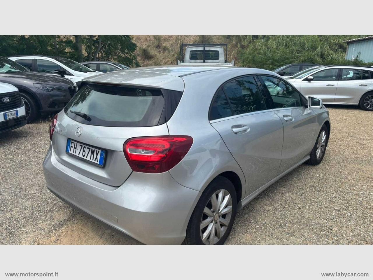 MERCEDES-BENZ A 180 d Sport