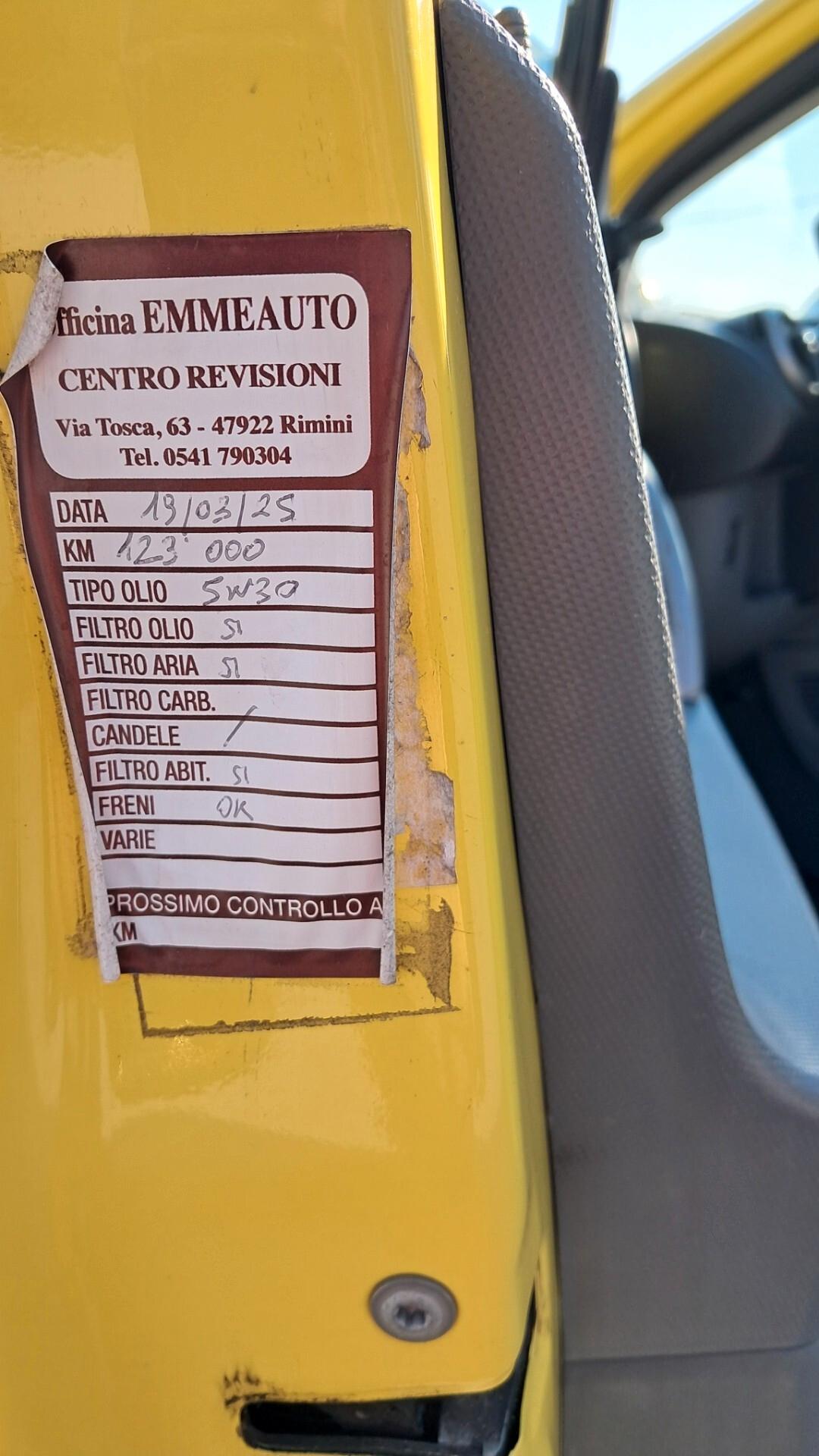 Peugeot 107 1.0 68CV 5p. Plaisir