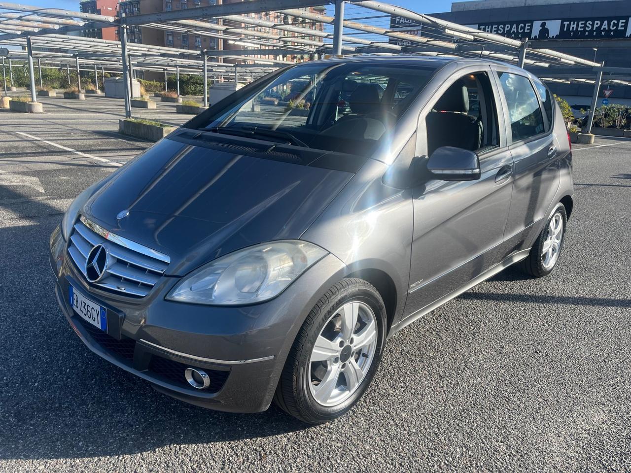 Mercedes-benz A 180 AUTOMATIC Special Edition