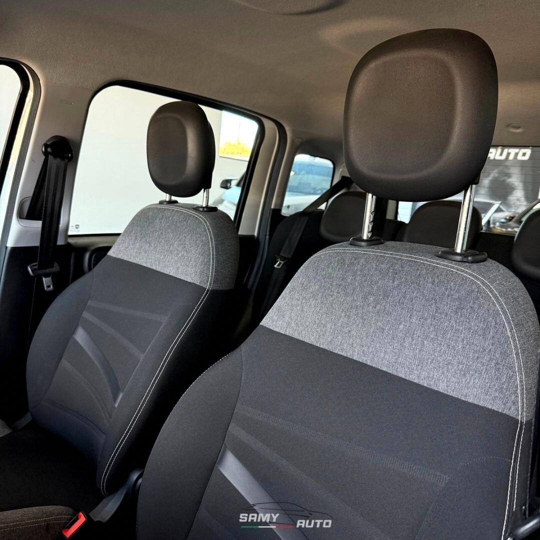 Fiat Panda 1.0 FireFly S&S Hybrid Red